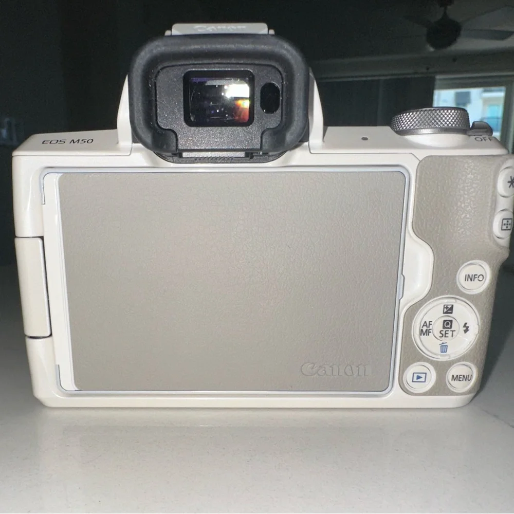 White Canon EOS M50